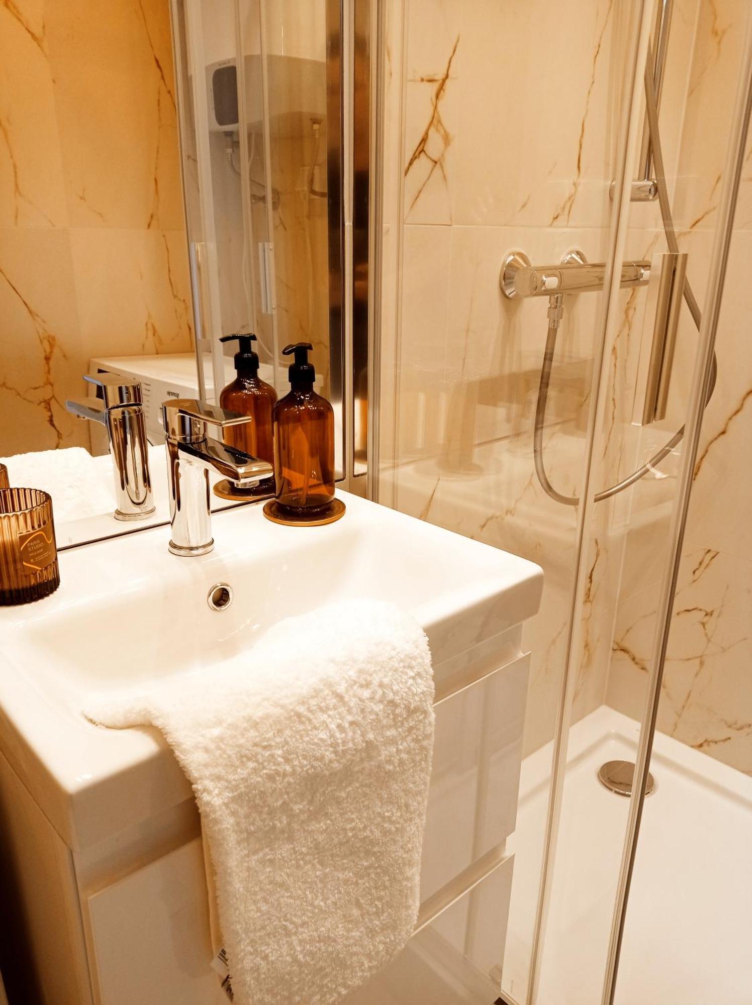 Apartament Home Mi Ниса Екстер'єр фото